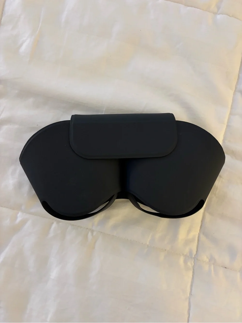 Apple Navy Wireless Over-Ear Headphones with Protective Foldable Case